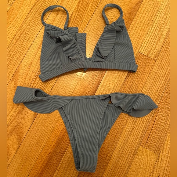 Kailani Ruffle Bikini Blue - Picture 4 of 6